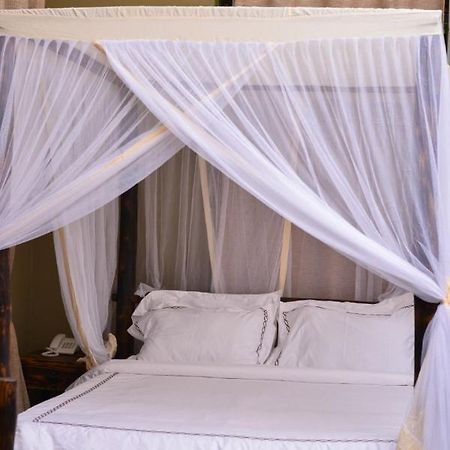 Burka Coffee Lounge Hotel Arusha Kültér fotó