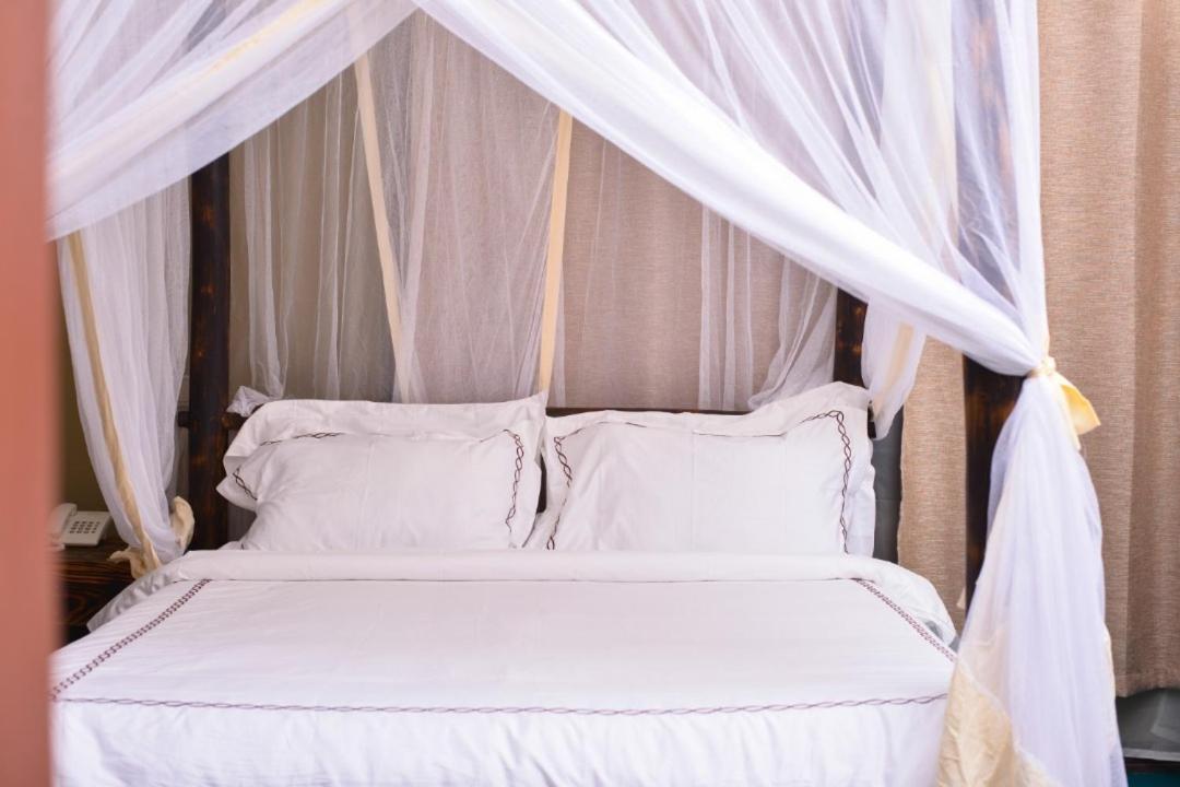 Burka Coffee Lounge Hotel Arusha Kültér fotó